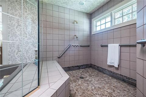 2330 Strathmore Dr NW, Canton, OH 44708 photo 21
