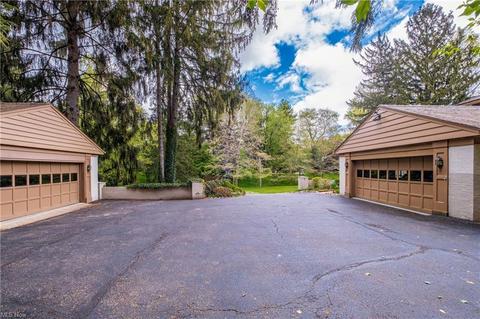 2330 Strathmore Dr NW, Canton, OH 44708 photo 35