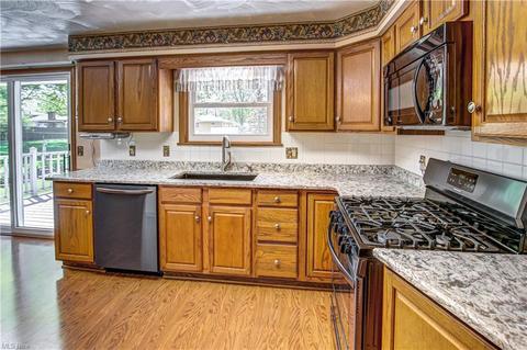 125 Whitman Blvd, Elyria, OH 44035 photo 9