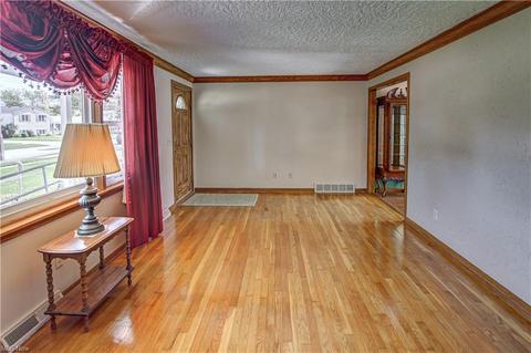 125 Whitman Blvd, Elyria, OH 44035 photo 3