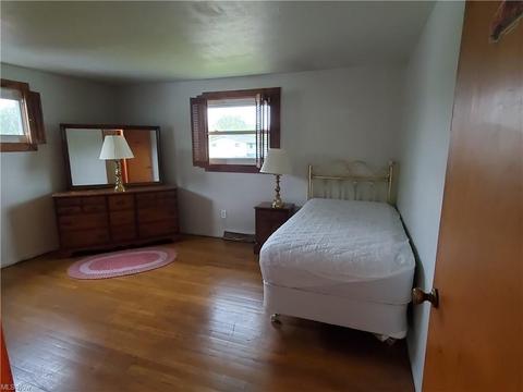2120 E 41st St, Lorain, OH 44055 photo 9