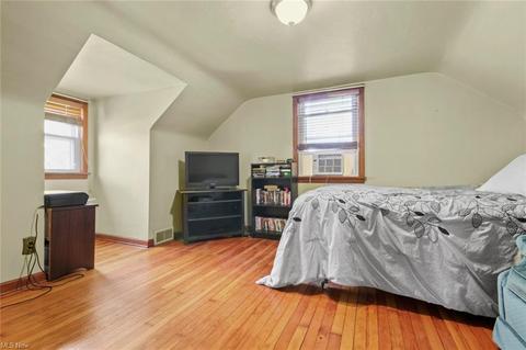 666 Elm St, Struthers, OH 44471 photo 11