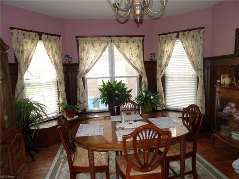 1957 E 31st St, Lorain, OH 44055 photo 2