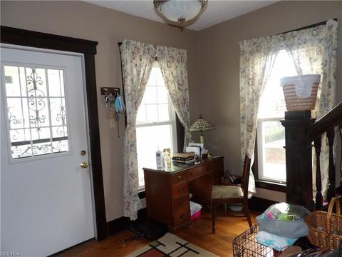1957 E 31st St, Lorain, OH 44055 photo 11