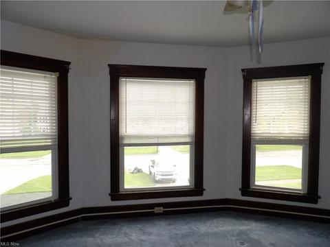 1957 E 31st St, Lorain, OH 44055 photo 14