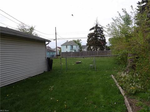 1957 E 31st St, Lorain, OH 44055 photo 26