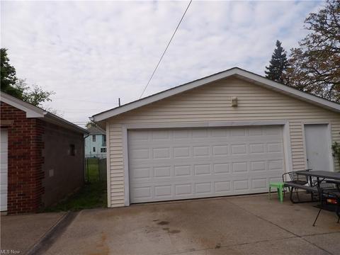 1957 E 31st St, Lorain, OH 44055 photo 24