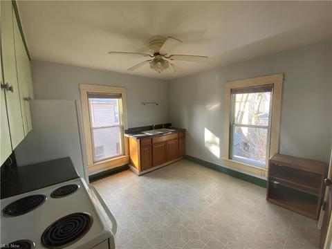 142 King St, Wadsworth, OH 44281 photo 5