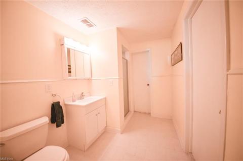3390 E Smith Rd, Medina, OH 44256 photo 27