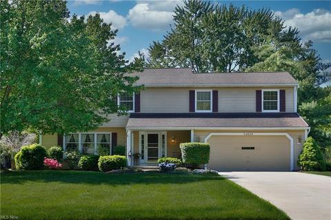 34850 Ada Dr, Solon, OH 44139 photo 1