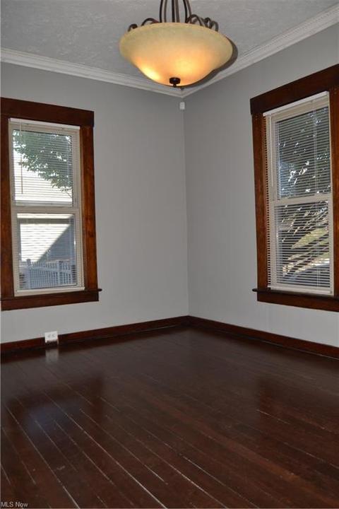 352 E River St, Elyria, OH 44035 photo 7
