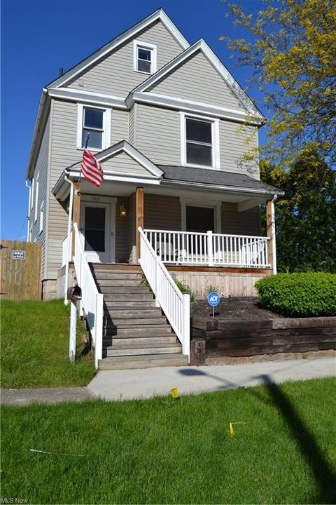 352 E River St, Elyria, OH 44035 photo 1