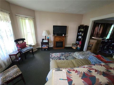 218 13th St, Elyria, OH 44035 photo 12