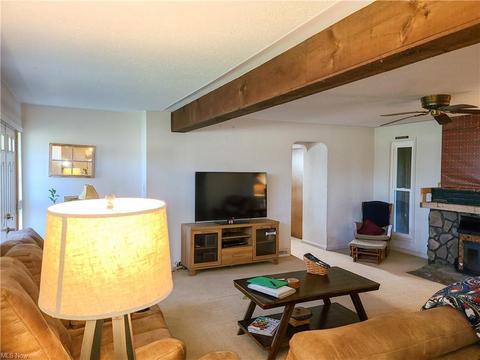 17894 Sheldon Rd, Brook Park, OH 44142 photo 6