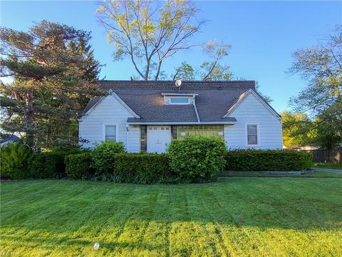 17894 Sheldon Rd, Brook Park, OH 44142 photo 1