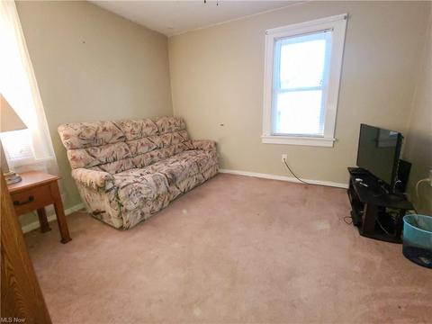 17894 Sheldon Rd, Brook Park, OH 44142 photo 10