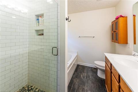 6857 Birchbark Ave NE, Canton, OH 44721 photo 12