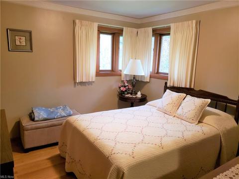 1739 E Park Haven Dr, Seven Hills, OH 44131 photo 20