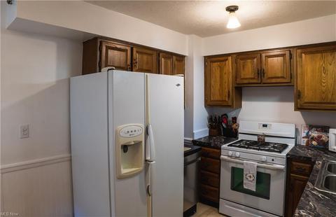 272 Baker St, Berea, OH 44017 photo 6