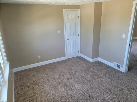 7015 Wolf Ave, Parma, OH 44129 photo 17