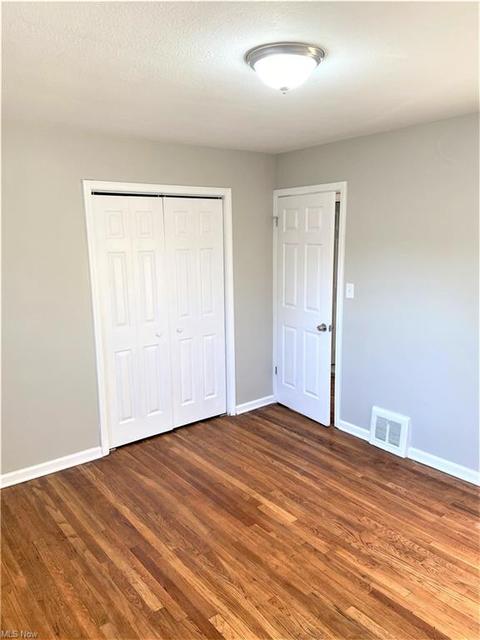 745 Pendley Rd, Willowick, OH 44095 photo 9