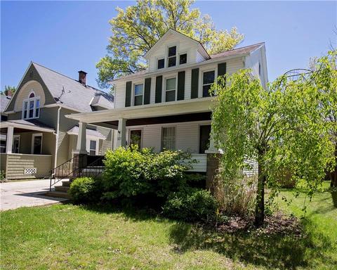 327 Kenyon Ave, Elyria, OH 44035 photo 3