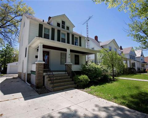 327 Kenyon Ave, Elyria, OH 44035 photo 2