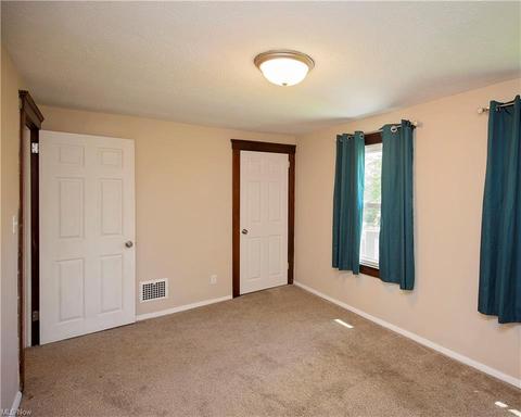 327 Kenyon Ave, Elyria, OH 44035 photo 26