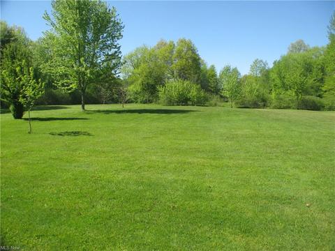 285 E Main St, Orwell, OH 44076 photo 5