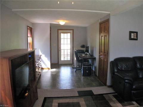 285 E Main St, Orwell, OH 44076 photo 12