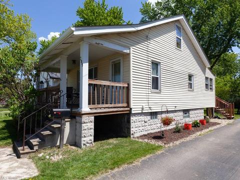 285 Abbe Rd N, Elyria, OH 44035 photo 2