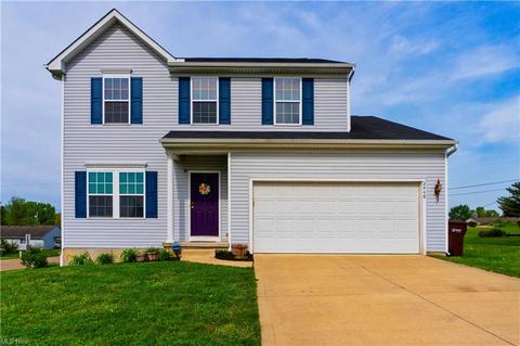 2448 Captens St NE, Canton, OH 44721 photo 1