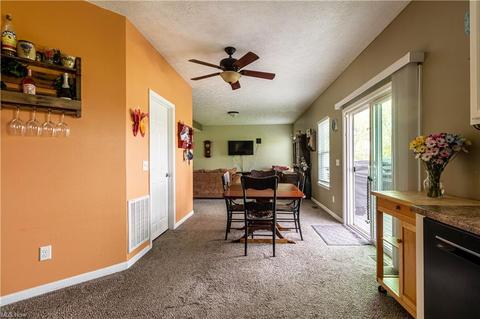 2448 Captens St NE, Canton, OH 44721 photo 11