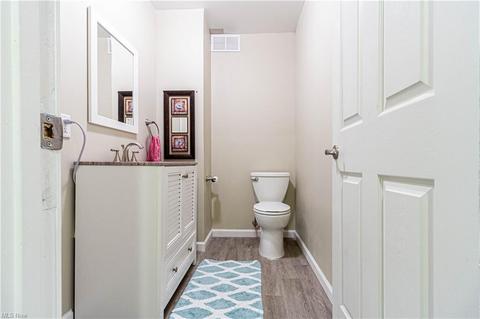 2448 Captens St NE, Canton, OH 44721 photo 31