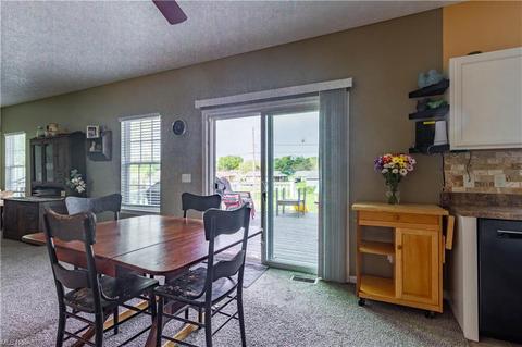 2448 Captens St NE, Canton, OH 44721 photo 9