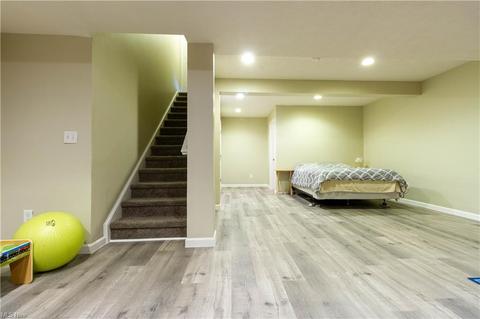 2448 Captens St NE, Canton, OH 44721 photo 33