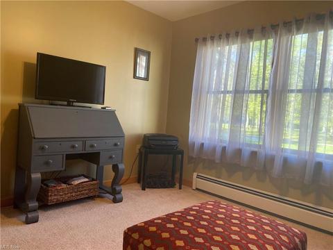 964 Sunset Cir, Roaming Shores, OH 44085 photo 9