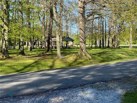 964 Sunset Cir, Roaming Shores, OH 44085 photo 29
