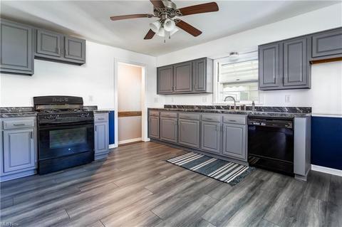 961 Valley Blvd, Elyria, OH 44035 photo 5