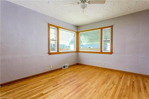 961 Valley Blvd, Elyria, OH 44035 photo 16