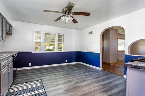 961 Valley Blvd, Elyria, OH 44035 photo 3