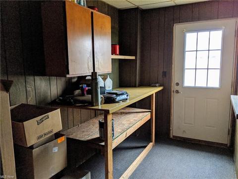 258 E Ohio Ave, Sebring, OH 44672 photo 8