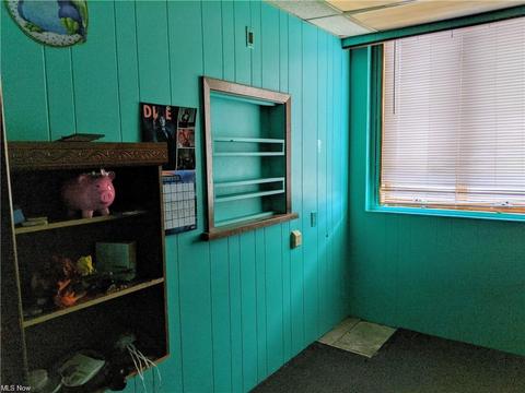 258 E Ohio Ave, Sebring, OH 44672 photo 10
