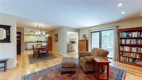 8197 Stoney Brook Dr, Chagrin Falls, OH 44023 photo 11