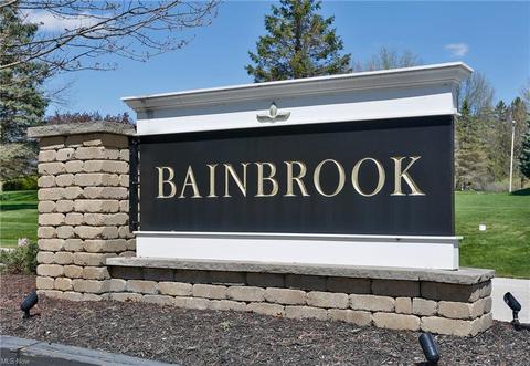 8197 Stoney Brook Dr, Chagrin Falls, OH 44023 photo 3