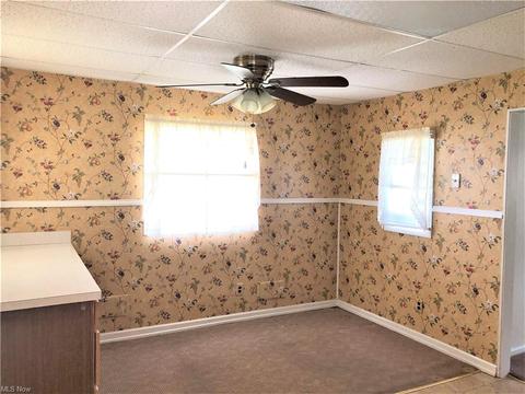 2426 E 41st St, Lorain, OH 44055 photo 4