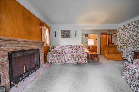 23601 Chardon Rd, Euclid, OH 44117 photo 6