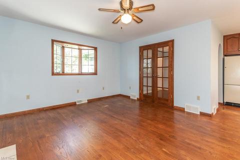 3943 Harvard Dr, Willoughby, OH 44094 photo 12
