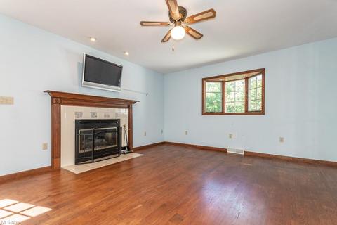 3943 Harvard Dr, Willoughby, OH 44094 photo 11