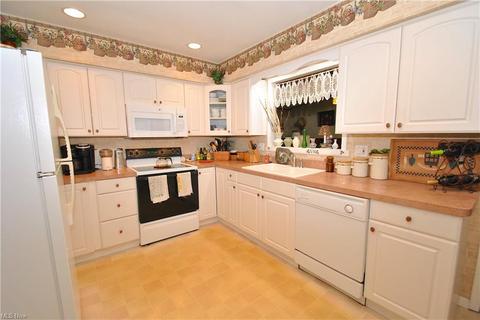 849 Lloyd Rd, Wickliffe, OH 44092 photo 14